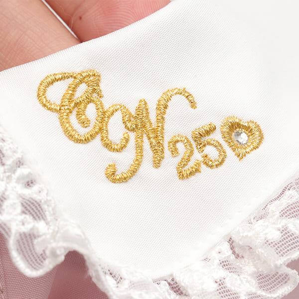 ピンクアリスの刺繍